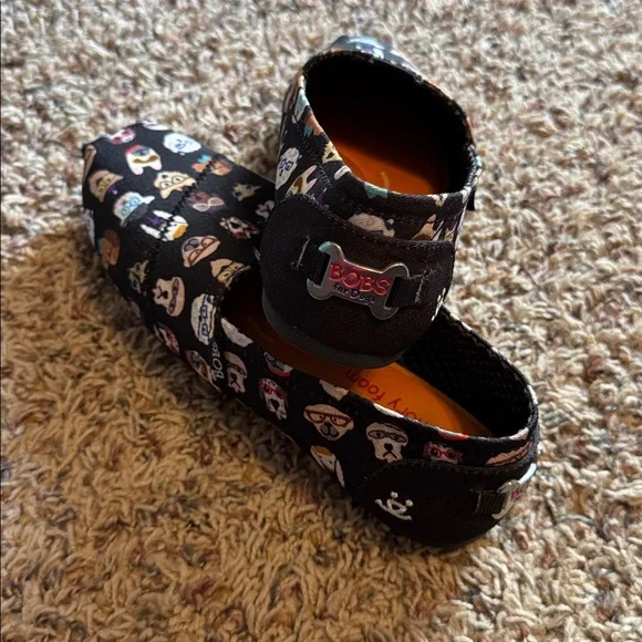 BOBS from Skechers Black Slip-Ons with Dog Design - Picture 2 of 4